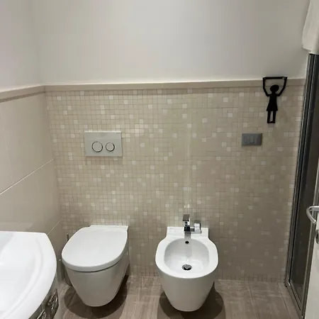 Casa Sandra A 100 Mt Dal Mare Apartment *