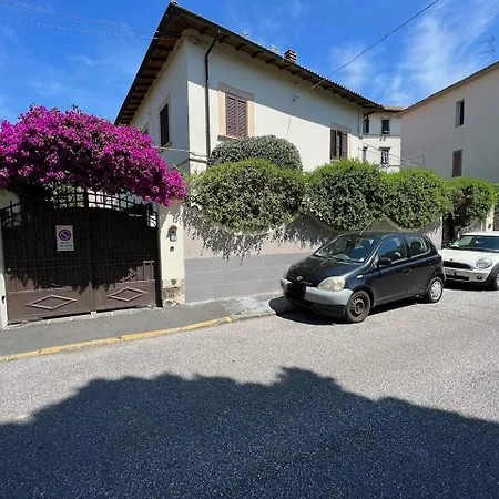 Casa Sandra A 100 Mt Dal Mare * Livorno